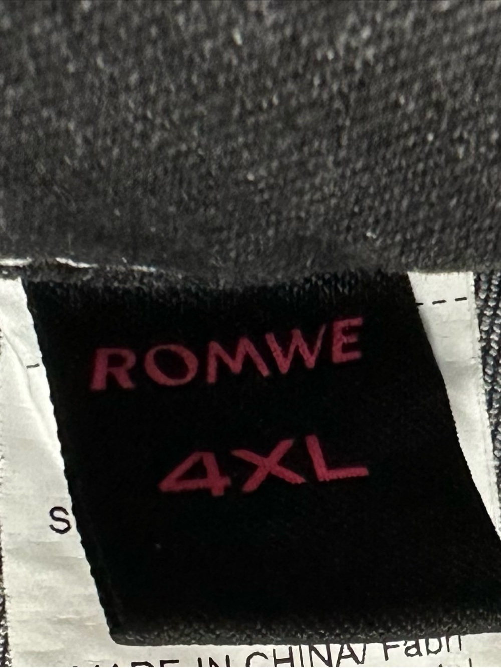 ROMWE Washed Jeans Size 4X Black Gray Embellished Cross Back Pockets - Picture 2 of 12